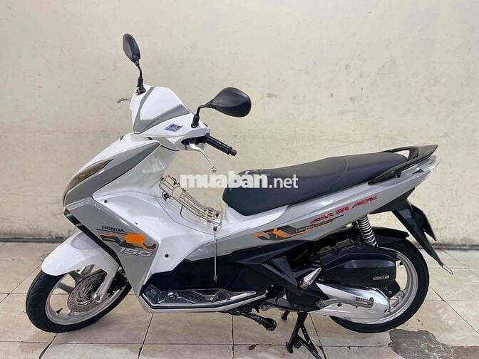 AB 125 xe đẹp màu giống cà vẹt xe