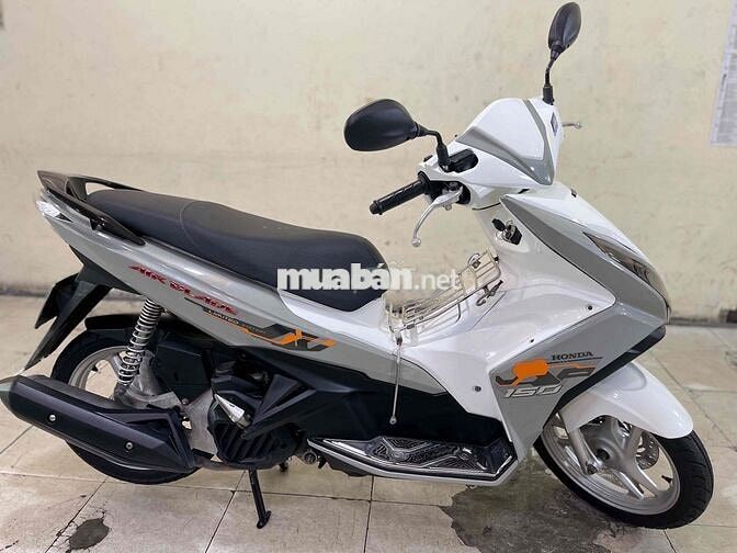 AB 125 xe đẹp màu giống cà vẹt xe