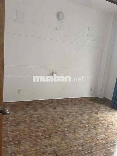 Cho thuê nhà Phú Nhuận 4 PN nguyên căn