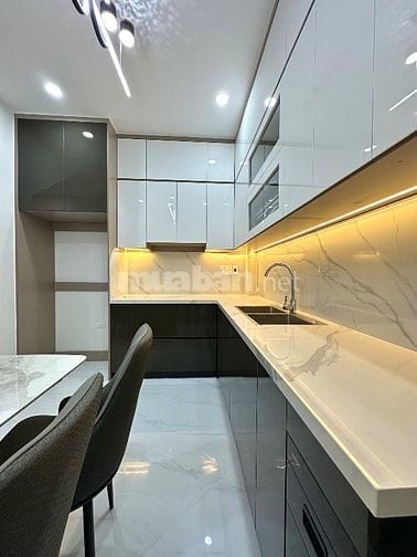 Nhà Ngõ Hoà Bình 7 Minh Khai, Bạch Mai. MB42*4T mới, Full nội thất 