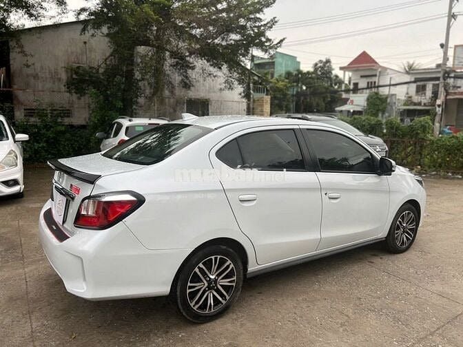 Mitsubishi Attrage 2022 Premium 1.2 CVT - 70000 km