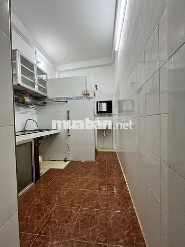 Nhà ở nguyên căn 1 trệt 1 lầu - gần Chợ , Trường học , 40m2