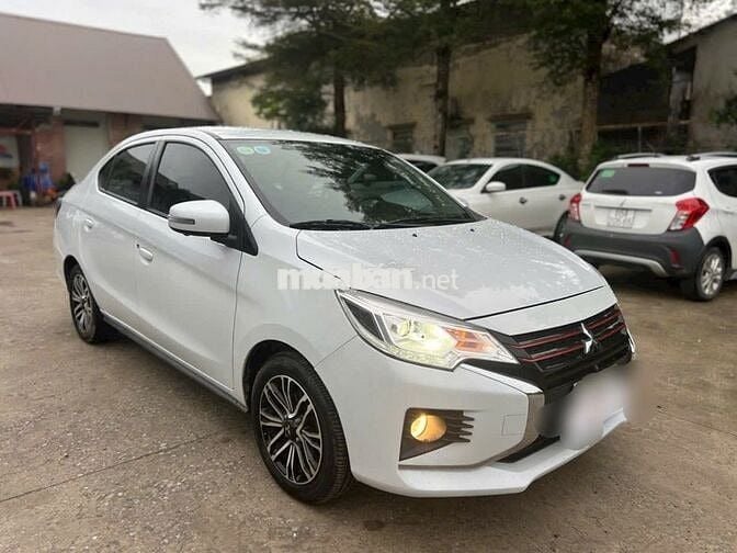 Mitsubishi Attrage 2022 Premium 1.2 CVT - 70000 km