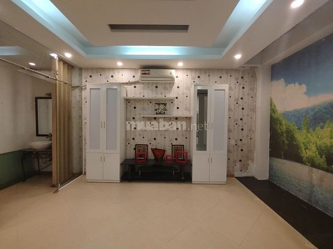 Ô TÔ VÀO NHÀ 110m RỘNG 5m NHÀ 6 TẦNG ĐỘI CẤN 181 TR/M
