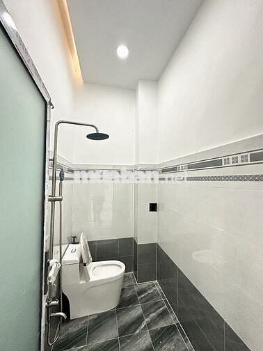 BÁN NHÀ 1 LẦU HIỆN ĐẠI - MT ĐƯỜNG TÂY BẮC - CẦN GIUỘC - GIÁ 2.8 TỶ ✅