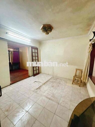 bán nhà tập thể phố quỳnh mai nhà nguyên bản 2 thoáng ở ngay 80m tầng