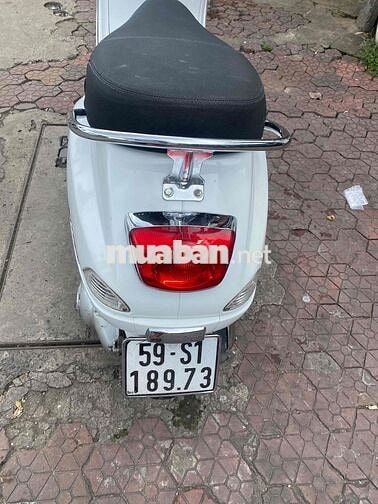 xe vespa Fi trắng mới tinh