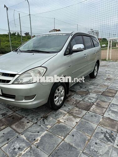 Toyota Innova 2006 G - 150000 km