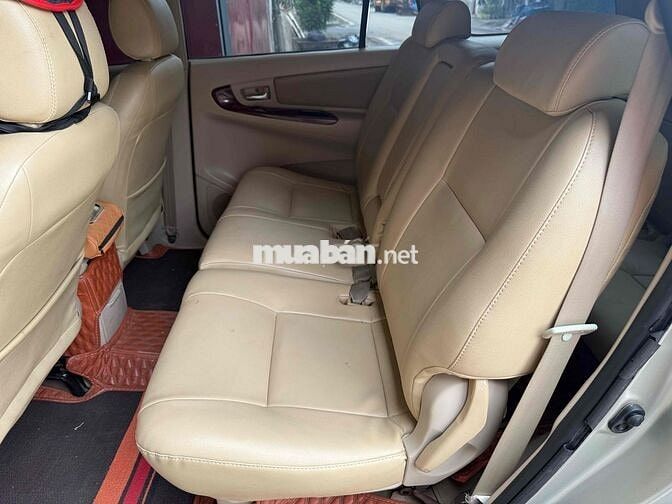 Toyota Innova 2006 G - 150000 km