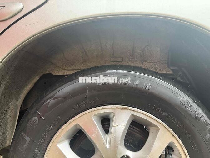 Toyota Innova 2006 G - 150000 km