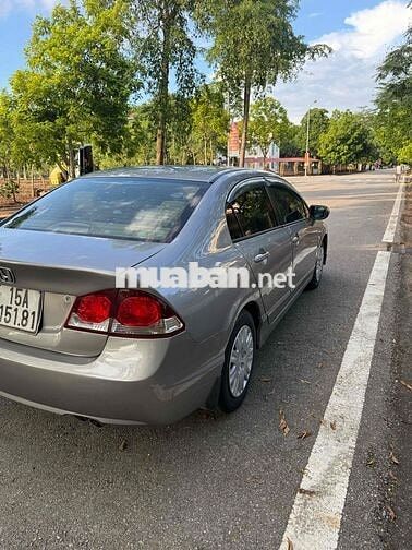 Honda Civic 2009 1.8 MT - 130000 km