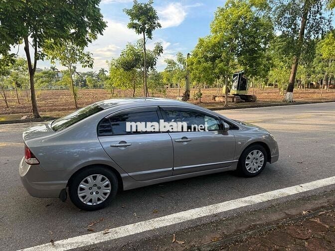 Honda Civic 2009 1.8 MT - 130000 km