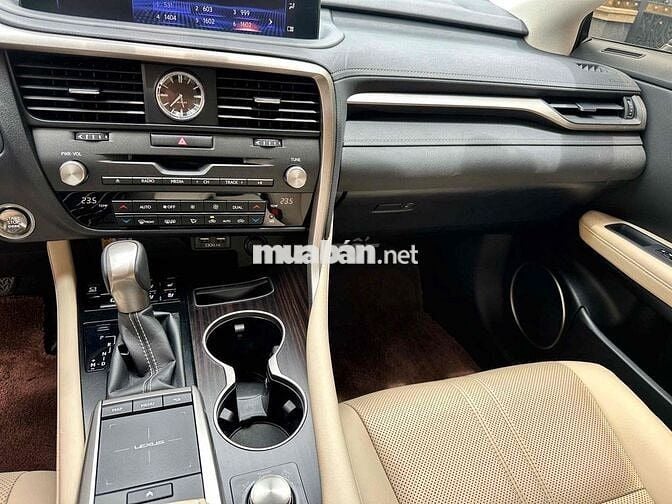 Lexus RX 2022 300 - 29000 km