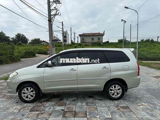 Toyota Innova 2006 G - 150000 km