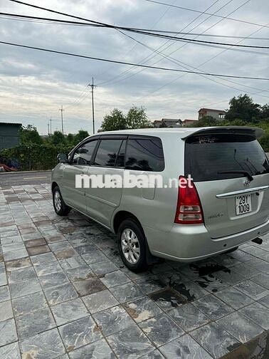 Toyota Innova 2006 G - 150000 km
