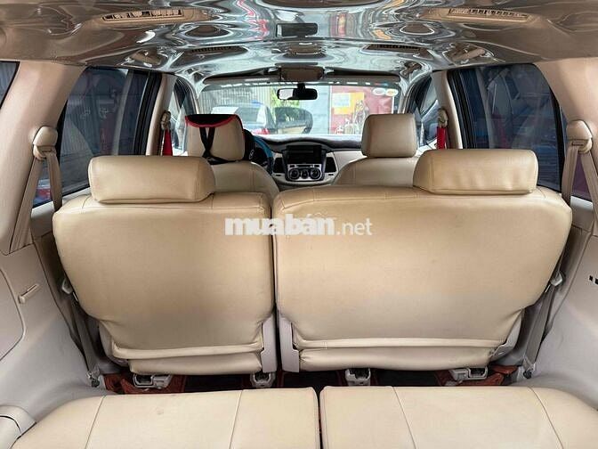 Toyota Innova 2006 G - 150000 km