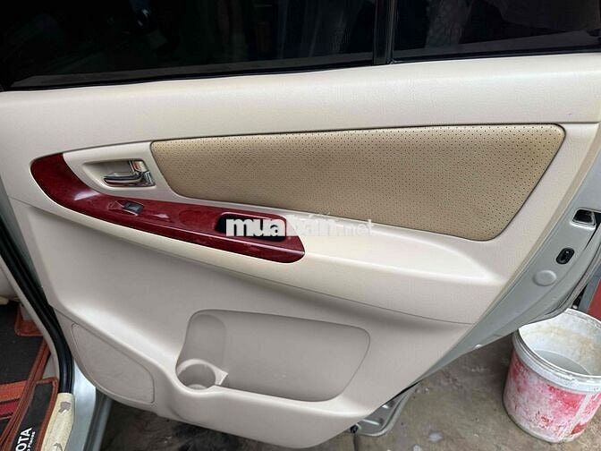 Toyota Innova 2006 G - 150000 km