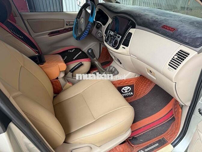 Toyota Innova 2006 G - 150000 km