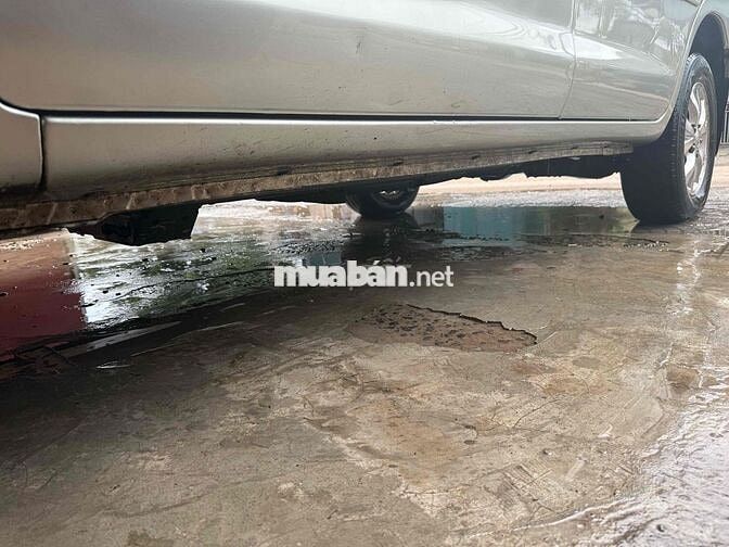 Toyota Innova 2006 G - 150000 km