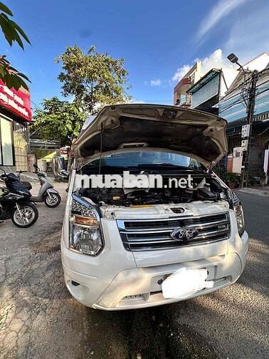 Ford Transit 2015 Standard MID - 205000 km