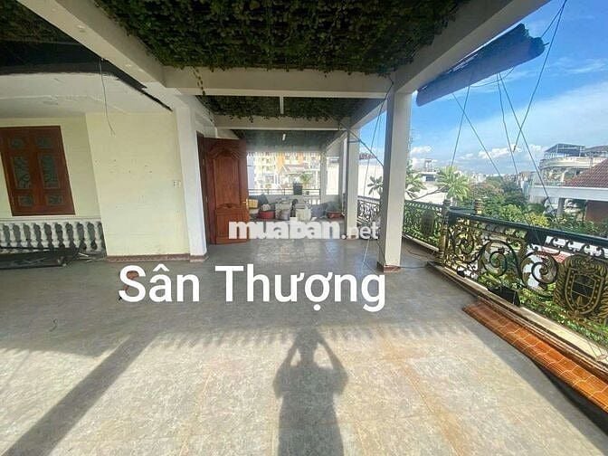 CHO THUÊ BIỆT THỰ 10X20( TRỆT+3 LẦU+5PN+6WC) GÓC 2MT SÂN RỘNG ĐẬU XE