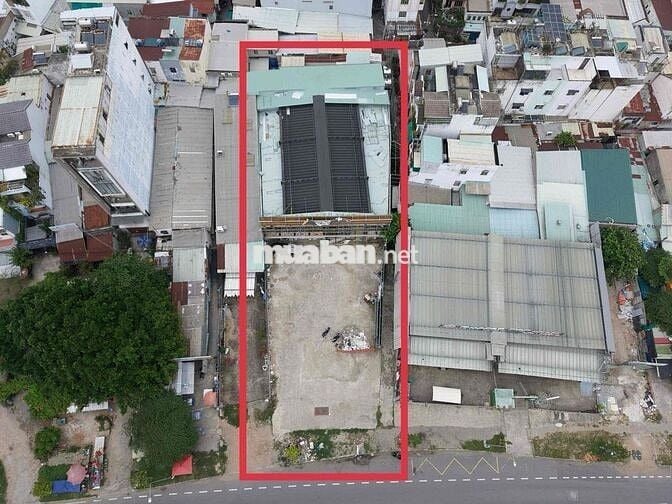 cho thuê mặt bằng mặt tiền Nguyễn Văn Linh 1.300m2 giá 200 tr