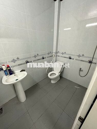NHÀ CHO THUÊ MẶT TIỀN KHU NAM LONG 12 *4,5X18M * 10TR