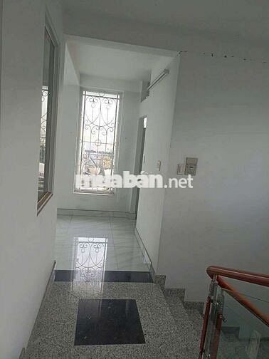 CHO THUÊ NHÀ 10X20 GÓC 2MT(TRỆT+2LẦU+6PN+7WC) ĐƯỜNG DƯƠNG THỊ GIANG