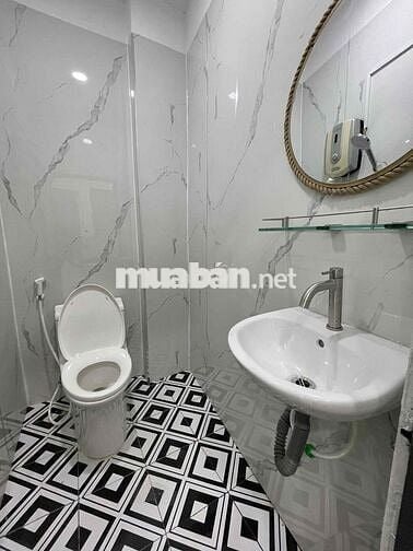 phòng đẹp cửa sổ full nội thất mới cô bắc phú nhuận