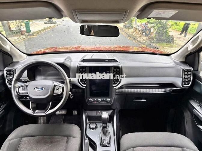 Ford Ranger 2022 máy dầu số tự động full 4x4