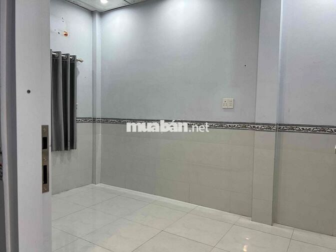 👉 Nhà nguyên căn 2 phòng ngủ cho thuê lâu dài, giá 5 triệu/tháng