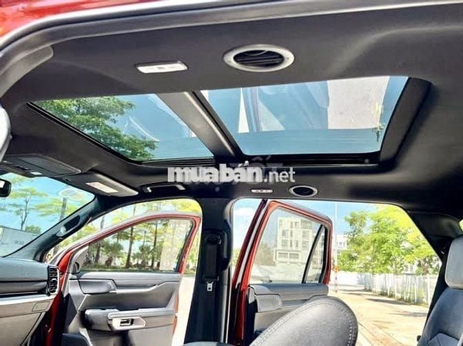 Ford Everest Titanium 2023