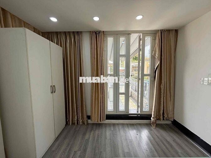 Phòng studio, đường Tô Hiến Thành. Quận 10, HCM