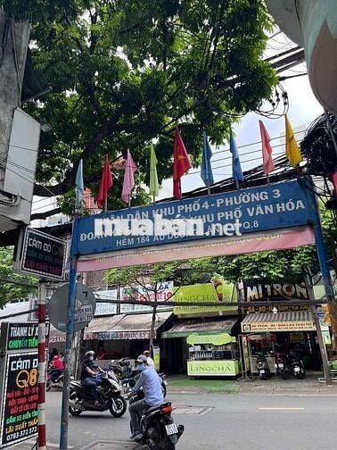 Kẹt tiền cần bán gấp căn nhà thuộc đường âu dương lân p3 q8 hẻm rộng