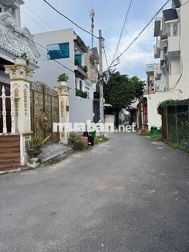 Cho thuê nguyên căn 4pn , hẻm xe hơi, Hà Huy Giáp, P Thới An ,Quận 12