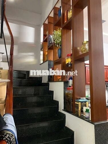 Nhà mặt tiền đường TCH16, 1 trệt 2 lầu, sân thượng, PhườngTCH, Quận 12