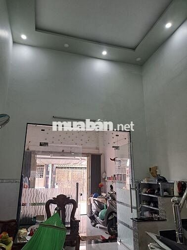 Bán nhà gấp thông ra phạm đăng giảng và lê đức anh.