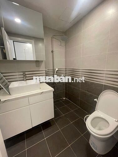 Bán gấp căn hộ Sunrise Riverside 71m2 2PN 2WC .Giá bán chỉ 4tỷ320