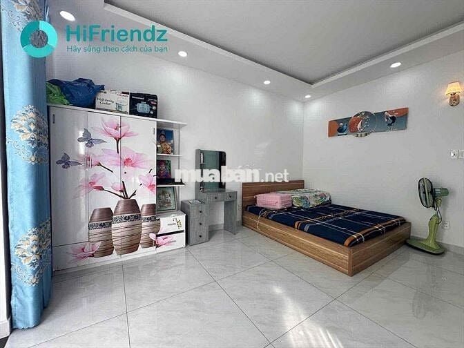 Phòng Trọ Giá Rẻ Ban Công Ngay Nguyễn Tất Thành Chỉ mất 5 Phút đi xe