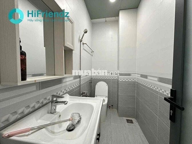 Phòng Trọ Giá Rẻ Ban Công Ngay Nguyễn Tất Thành Chỉ mất 5 Phút đi xe