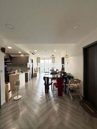 CĂN HỘ CHUNG CƯ CAO CẤP CELADON 3PN 3WC 1PK 120m2 GIÁ TỐT