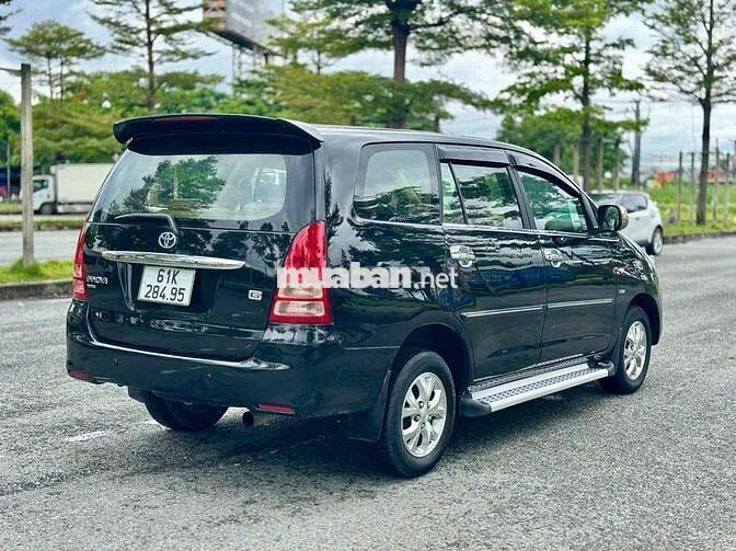 Toyota Innova 2007 G - 140000 km
