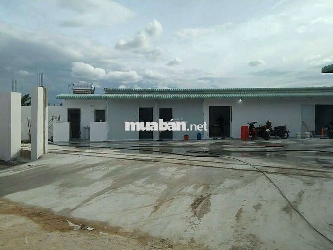 Xưởng bán 2.134m², có nguồn thu 80 triệu/tháng giá 18,9 tỷ.