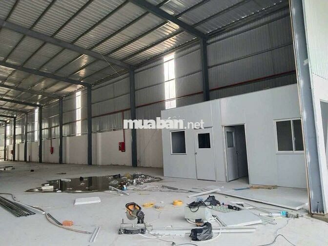 Xưởng bán 2.134m², có nguồn thu 80 triệu/tháng giá 18,9 tỷ.