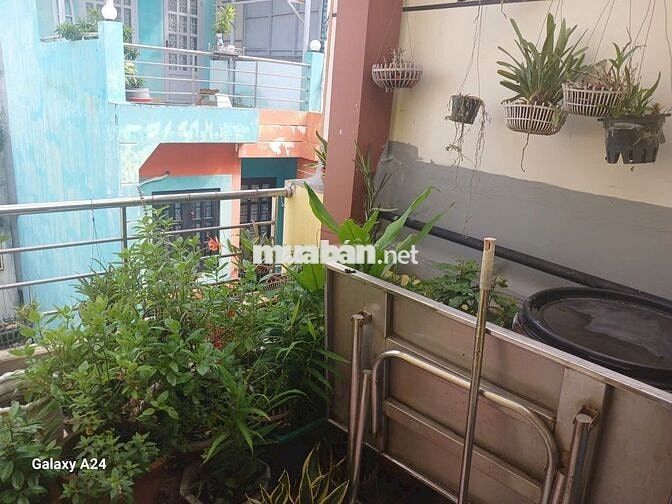 NHÀ NHẬT TẢO-TT QUẬN 10 – VỊ TRÍ VÀNG – 4 TẦNG BTCT- HẺM THÔNG