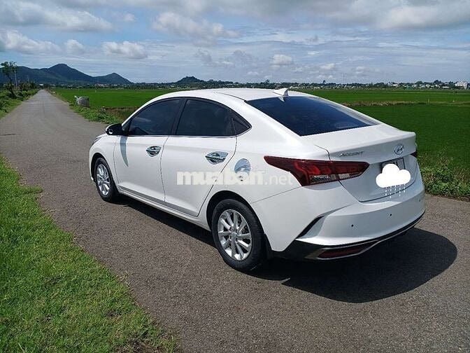 2021 bản 1.4MT - 75000 km