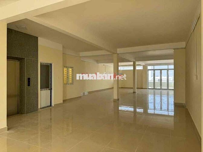 SIÊU PHẨM NGANG 8M - 5 Lầu Trống Suốt - Mặt tiền Tân Kỳ Tân Quý