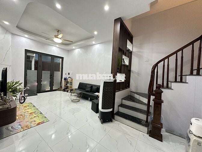 🏠NHỈNH 7 TỶ - 43M2 - TRUNG TÂM 2 BÀ TRƯNG - GẦN PHỐ, GẦN Ô TÔ-Ở NGAY