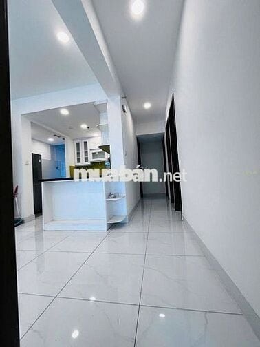 Cho thuê căn hộ 3PN Ruby Celadon 98m² sát Aeon Mall, giá chỉ 13tr