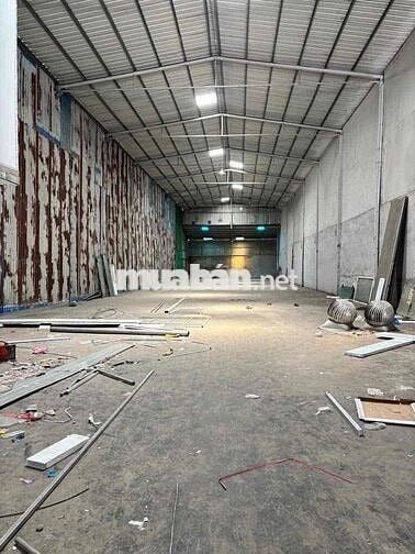 Cho thuê Xưởng 900m2, Mặt tiền, Thuận An - Tp HCM